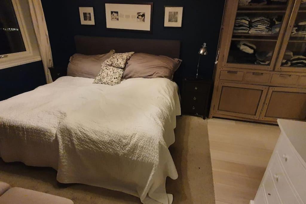 Stor Enebolig Med Oppvarmet Basseng Villa Kristiansand