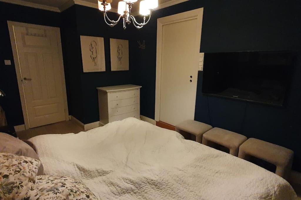 Villa Stor Enebolig Med Oppvarmet Basseng Kristiansand