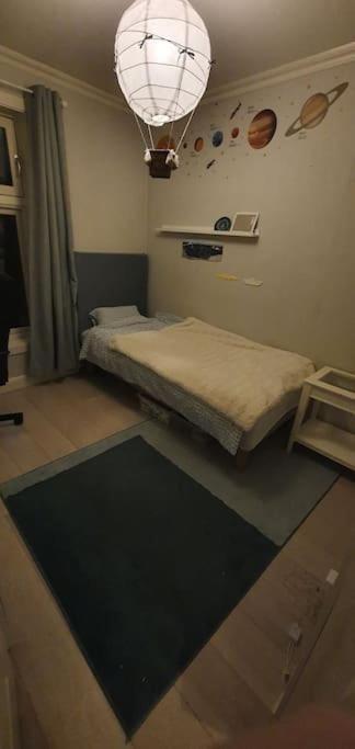 Villa Stor Enebolig Med Oppvarmet Basseng